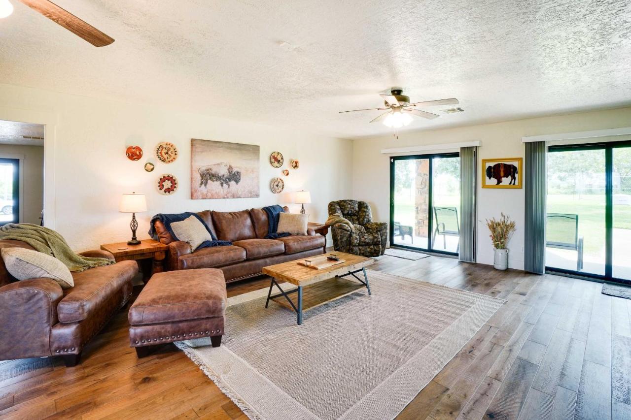 Spacious Country Home Near Ft Sill And Medicine Park 劳顿 外观 照片