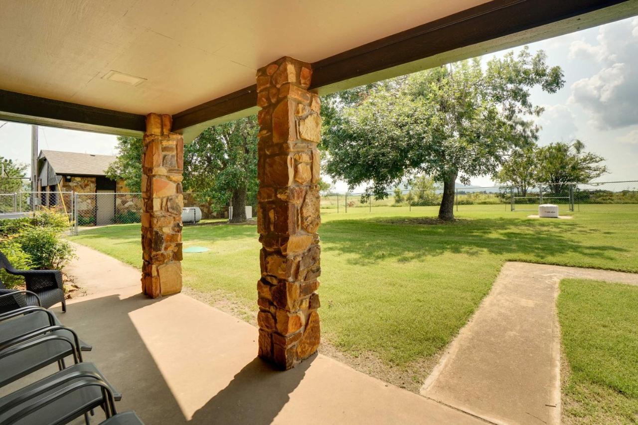 Spacious Country Home Near Ft Sill And Medicine Park 劳顿 外观 照片